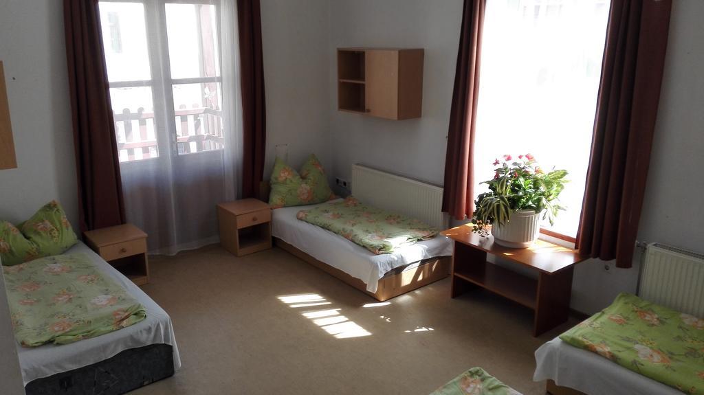 Sio Hostel Siófok Esterno foto